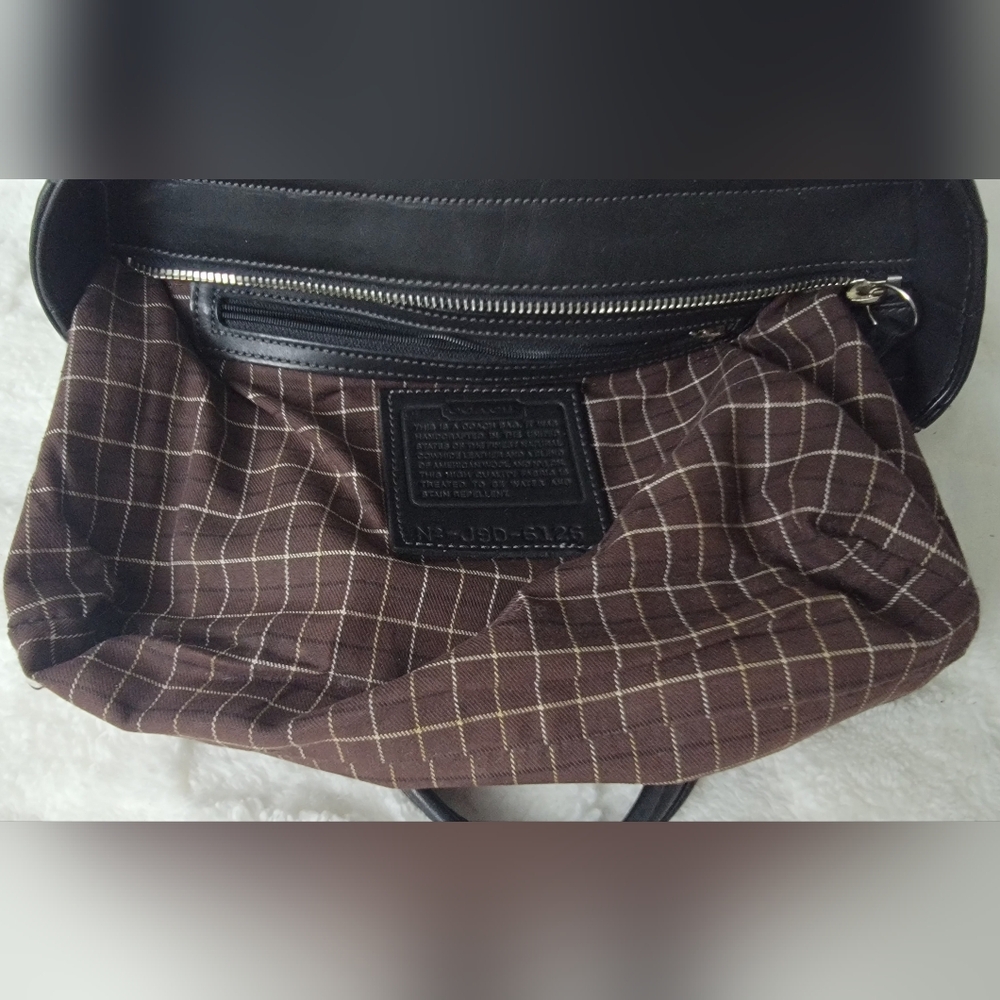 Coach Bleeker Top Handle Bag *J9D-6126* EUC - Picture 3 of 5